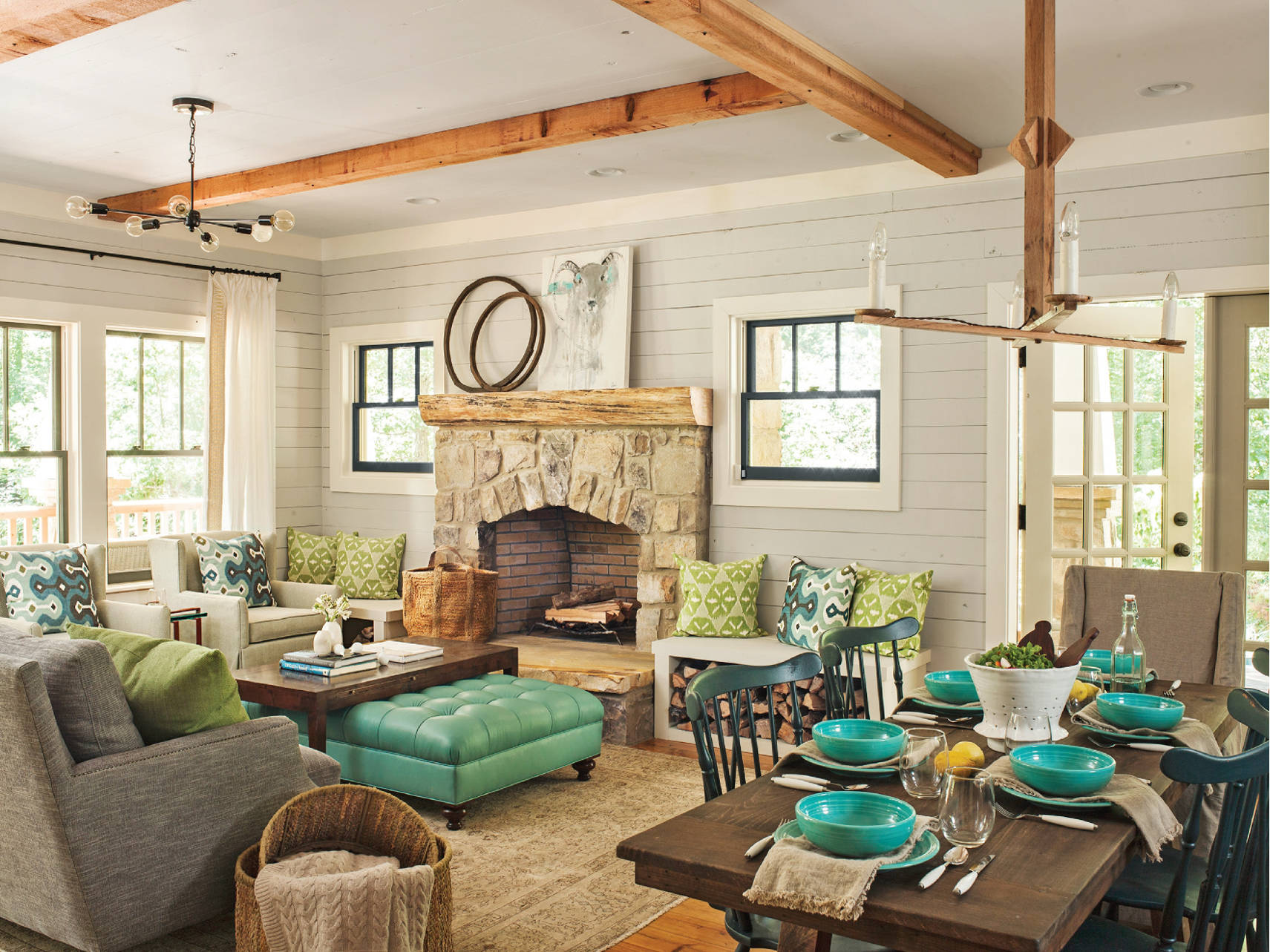 Unico Family Room